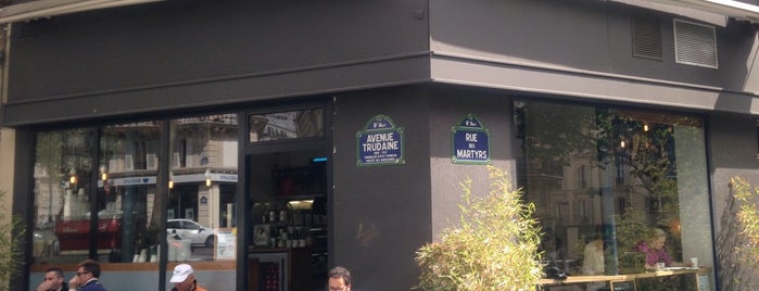 KB CaféShop is one of Paris.