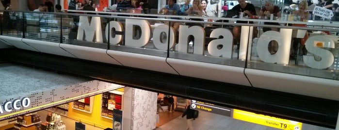 McDonald's is one of Derya : понравившиеся места.