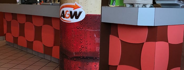 A&W is one of Lugares favoritos de Dan.