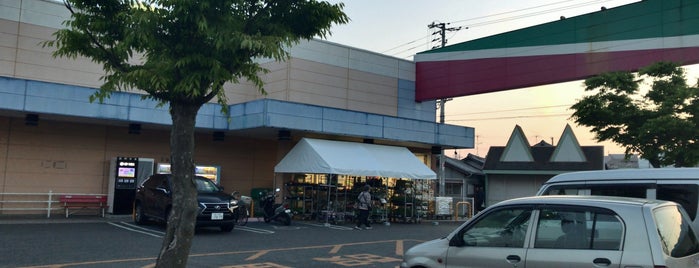マルナカ 内海店 is one of 小豆島のスーパー、コンビニなど.