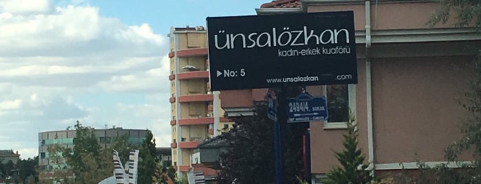 Ünsal Özkan Hair Designer is one of Lieux qui ont plu à Sevgi.