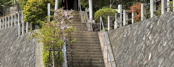 神明神社 is one of 神奈川東部の神社(除横浜川崎).
