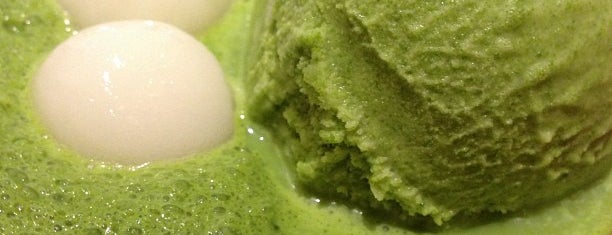 Nana's Green Tea is one of Desserts.