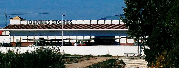 Dunnes Stores is one of mis sitios.