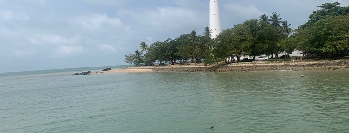 Mercusuar Tanjung Kalian Mentok is one of Lighthouse Bucket List.