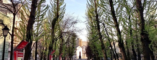 Tverskoy Boulevard is one of Orte, die Turovtseva gefallen.
