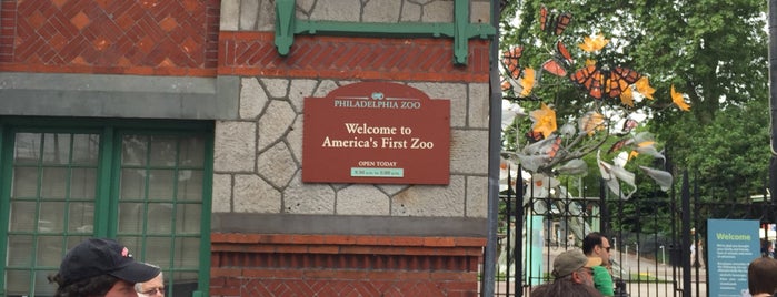 Philadelphia Zoo is one of สถานที่ที่ Zachary ถูกใจ.
