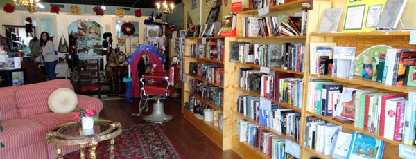 Storyteller's Bookstore is one of Bookworm Bonanza.