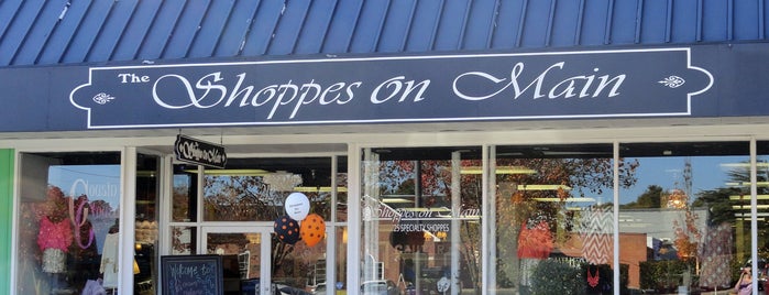 Shoppes On Main is one of Fuquay-Varina Localista Favorites.
