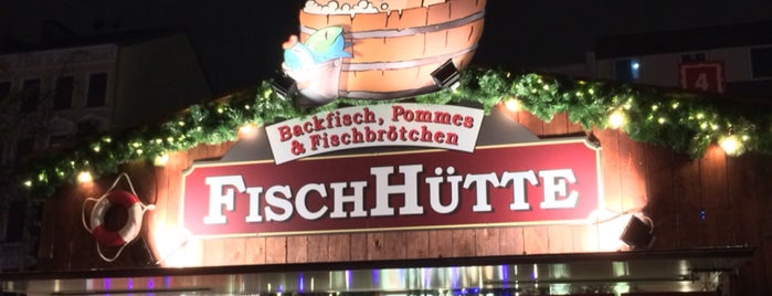 Santa Pauli Weihnachtsmarkt is one of Hamburg Top Picks.