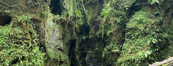 The Devil's Pulpit is one of Scotland.
