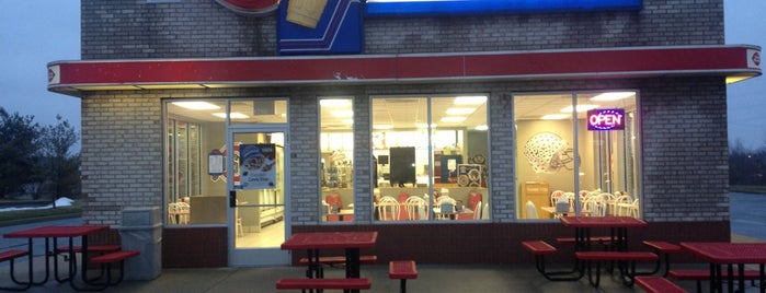 Dairy Queen is one of The 9 Best Places for Mint Chocolate Chip in Columbus.