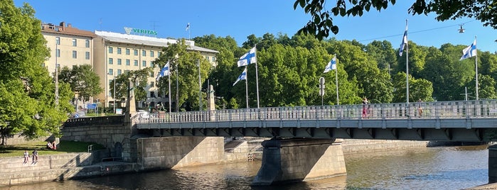 Auransilta is one of Åbo Bridge Marathon.