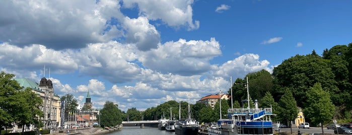 Teatterisilta is one of Åbo Bridge Marathon.