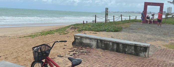 Praia de Jacarecica is one of Road trip 2014 - Nordeste.