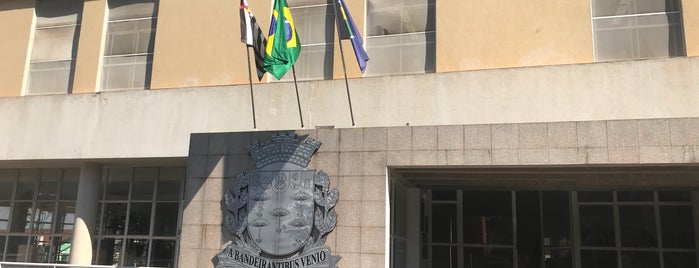 Prefeitura Municipal de São Carlos is one of Importantes.