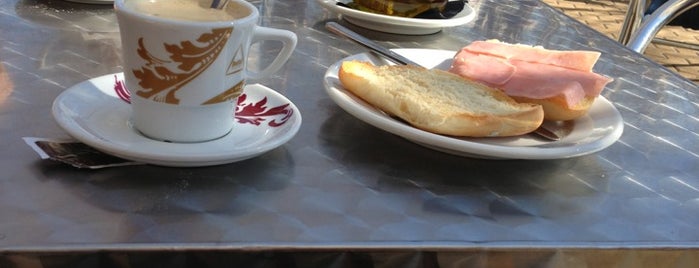 Café Alameda is one of Sevillanitas.
