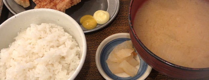 Sapporo餃子製造所 すすきの店 is one of その他・食.