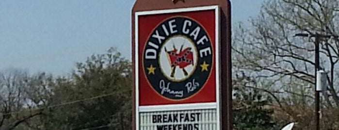 Dixie Cafe is one of Lugares favoritos de Bobby.