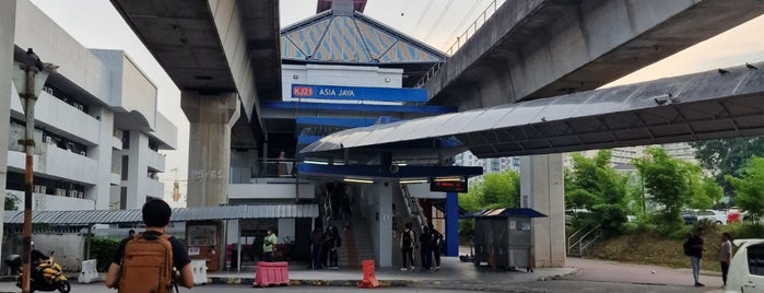 RapidKL Asia Jaya (KJ21) LRT Station is one of Kelana Jaya Line LRT.