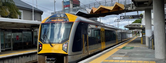 Kingsland Train Station is one of Western line.