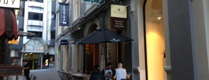 Cafe Melba is one of สถานที่ที่ Roger ถูกใจ.