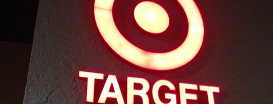Target is one of Yaseminさんの保存済みスポット.
