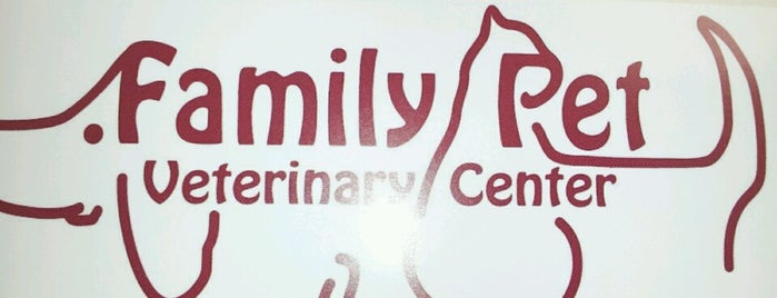 Family Pet Veterinary Clinic is one of Locais curtidos por Meredith.