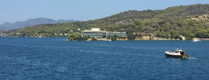Poros Image hotel is one of Iremさんのお気に入りスポット.