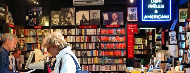 Libreria Internazionale Luxemburg is one of Locais curtidos por Blanca.