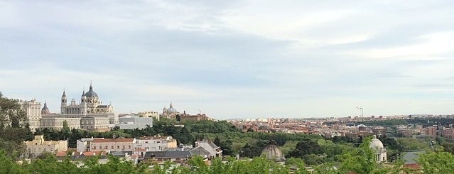 Casa de Campo is one of Madrid en Parques.