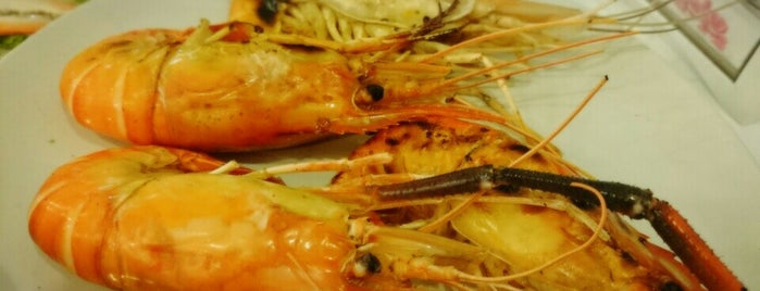 Mahasamut Seafood is one of Locais curtidos por Marisa.