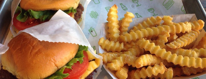 Shake Shack is one of nommers :: philly..
