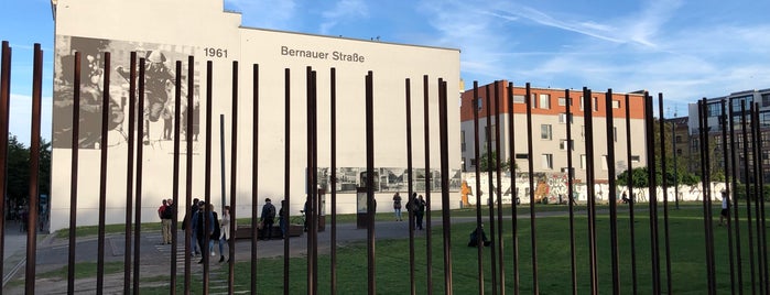 H U Bernauer Straße is one of Berlin MetroTram line M10.