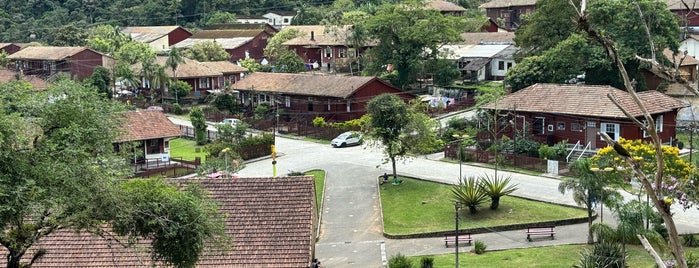 Vila Inglesa is one of Paranapiacaba.