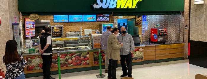 Subway is one of Frequentados.