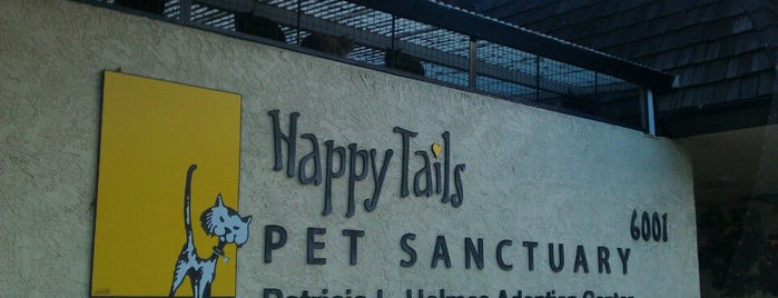 Happy Tails Pet Sanctuary is one of Lieux qui ont plu à Ross.