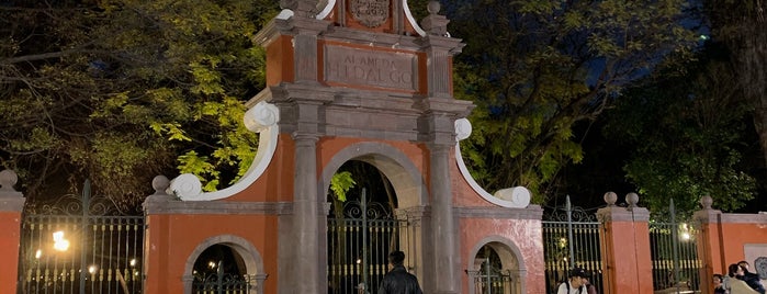 Plaza de Armas is one of Tequis.