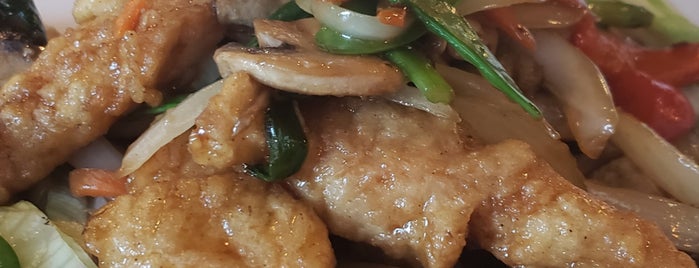 Sak's Thai Cuisine is one of Best of Rochester Eats.