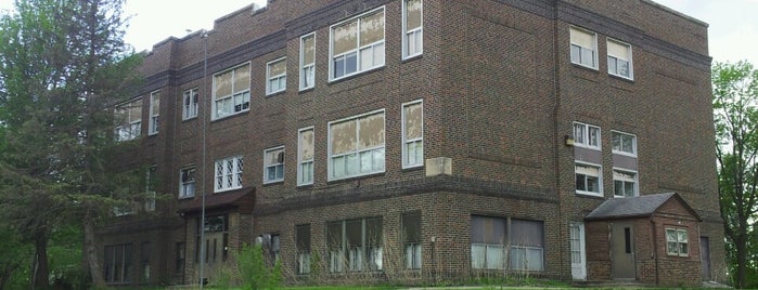 The Farrar School is one of Haunted Midwest.
