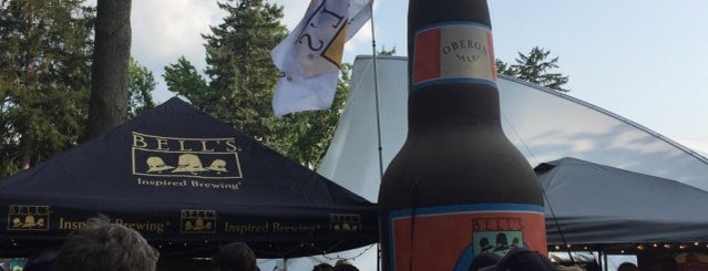 Summer Microbrew & Music Festival is one of Lieux qui ont plu à Kelly.