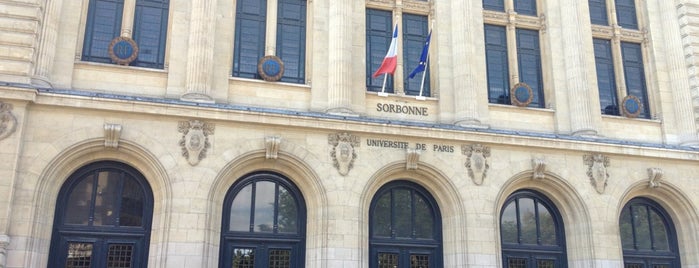 Grand Amphithéâtre de la Sorbonne is one of สถานที่ที่ Assia ถูกใจ.