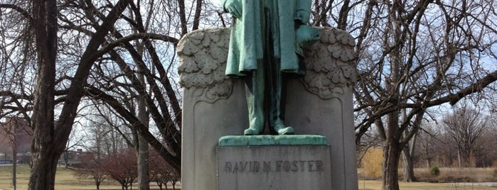 David N. Foster is one of Fort Wayne Open Air Art.