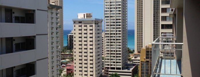 Waikiki Skyliner is one of Mid Century Hawai’i.