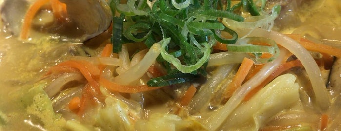 Curry Udon Senkichi is one of 平日ごはん.