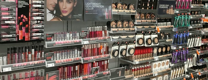 Duane Reade is one of Lugares favoritos de Kimmie.