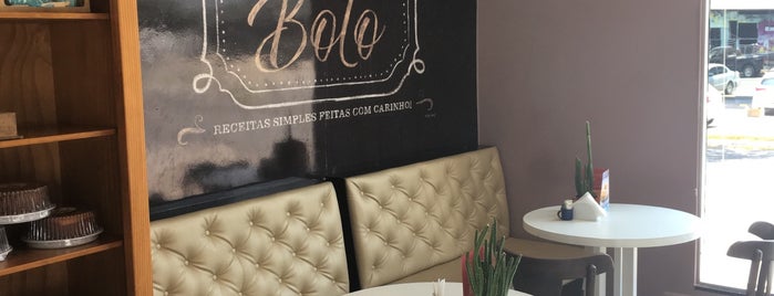 Bolo da Madre is one of Café.