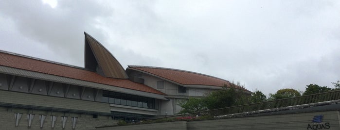AQUAS is one of EV friendly venues in Japan.
