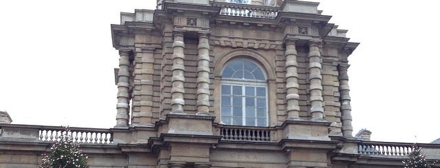 Public Sénat is one of CCGD.