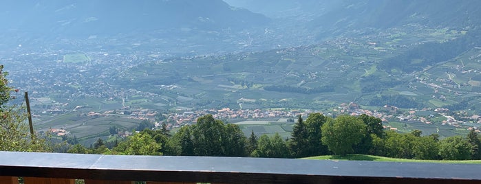 Zmailerhof is one of Südtirol.